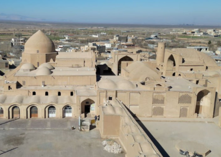 فرماندار: اردستان روی گنج است، اما هنوز باورش نکرده‌ایم / اختلاف و انشقاق را کنار بگذارید